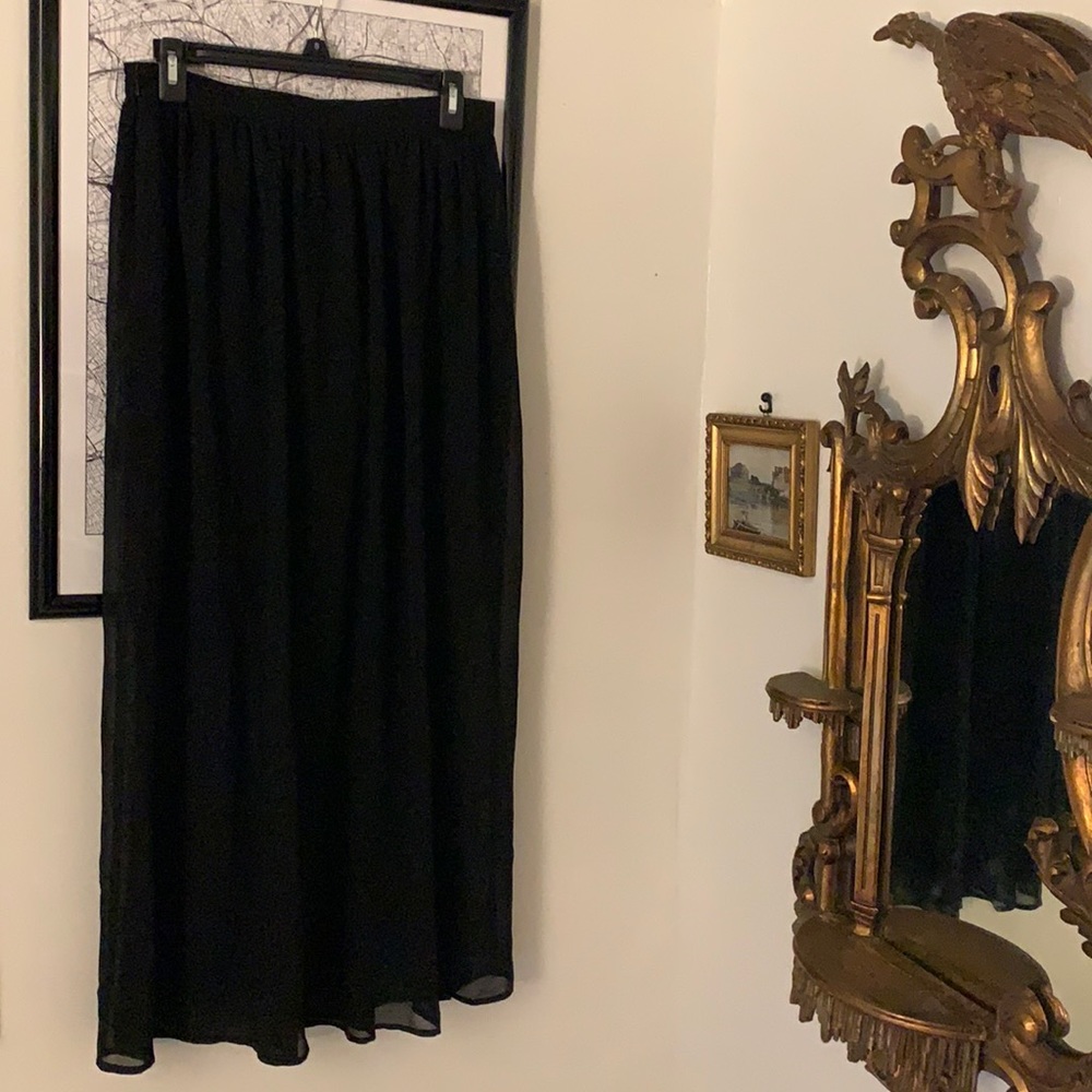Black skirt